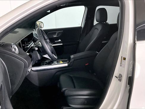 Used 2025 Mercedes-Benz GLA 250 image 9