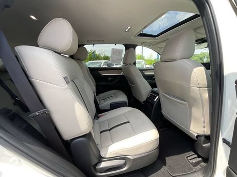 Used 2025 MAZDA CX-90 3.3 Turbo w/ Preferred Package AWD/4WD image 21