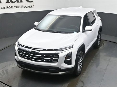 New 2026 Chevrolet Equinox LT w/ Safety and Technology Package image 24