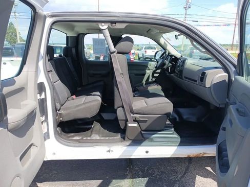 Used 2013 Chevrolet Silverado 1500 W/T w/ Skid Plate Package AWD/4WD image 29