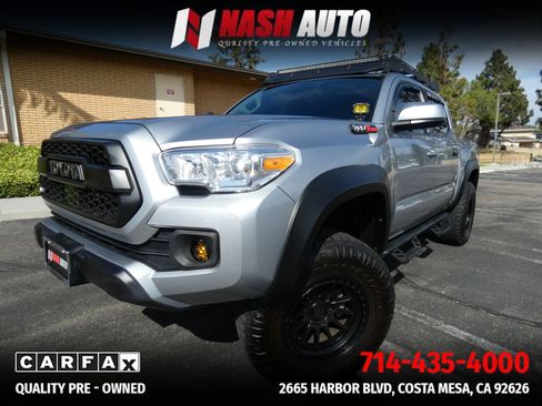Used 2020 Toyota Tacoma SR w/ SR Convenience Package RWD image 16