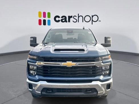 Used 2024 Chevrolet Silverado 2500 LT image 8