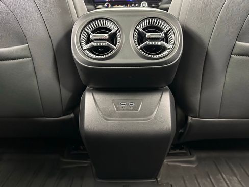 Used 2024 Chevrolet Blazer EV LT image 28