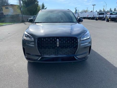 New 2025 Lincoln Corsair Reserve w/ Equipment Group 202A image 10