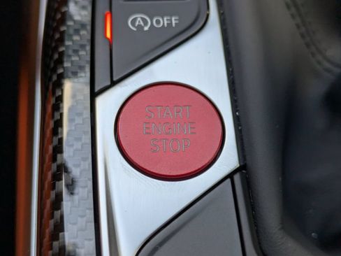 Used 2024 BMW M3 w/ M Carbon Exterior Package RWD image 27