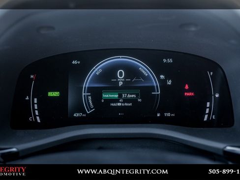 Used 2025 Toyota Camry SE image 20