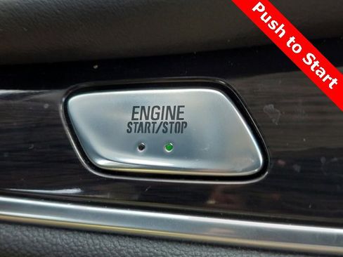 Used 2023 Buick Enclave Essence image 20