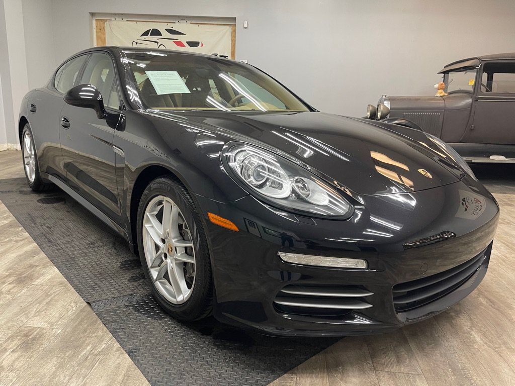 Used 2014 Porsche Panamera image 5