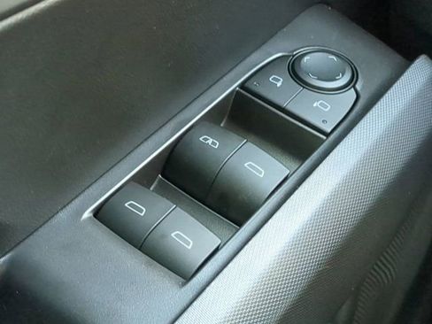 Used 2026 Chevrolet Colorado Trail Boss image 22