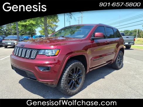 Used 2020 Jeep Grand Cherokee Altitude RWD image 1
