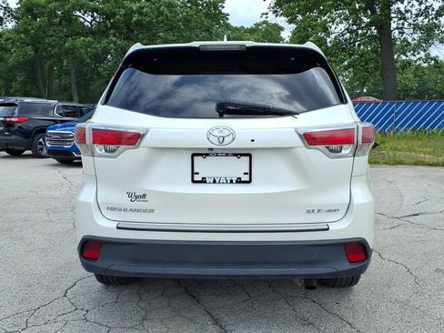 Used 2014 Toyota Highlander XLE AWD/4WD image 26