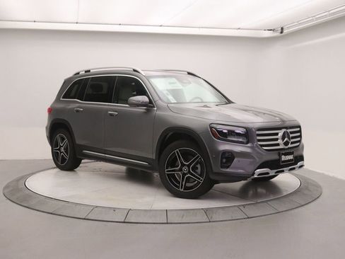 New 2026 Mercedes-Benz GLB 250 image 1