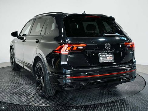 Used 2023 Volkswagen Tiguan SE R-Line AWD/4WD image 6