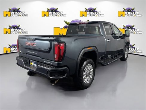 Used 2022 GMC Sierra 2500 Denali image 5