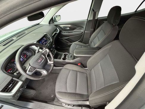 Used 2022 GMC Terrain SLE w/ Driver Convenience Package image 18