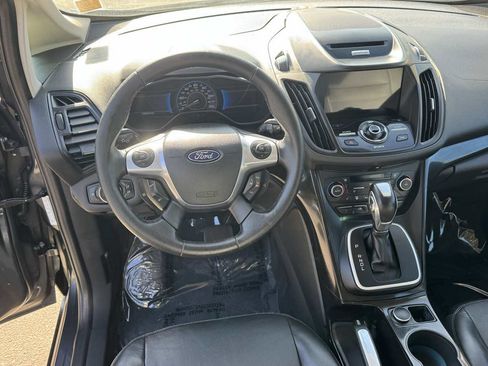 Used 2017 Ford C-MAX Energi Titanium image 14