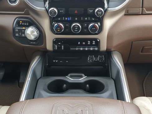 Used 2019 RAM 1500 Laramie image 17