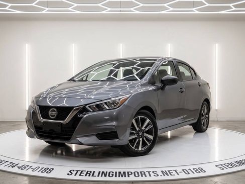 Used 2021 Nissan Versa SV FWD image 1