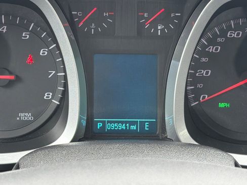 Used 2017 Chevrolet Equinox LT w/ Convenience Package image 25