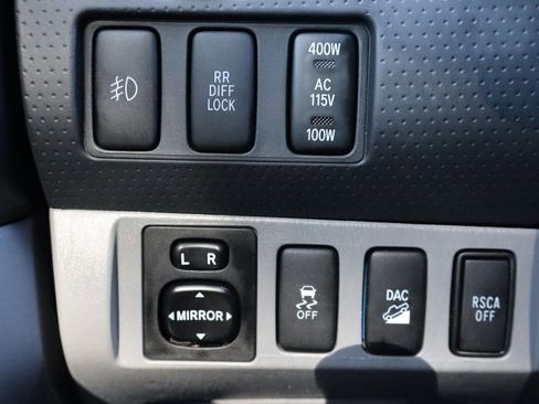 Used 2010 Toyota Tacoma 4x4 Double Cab image 28