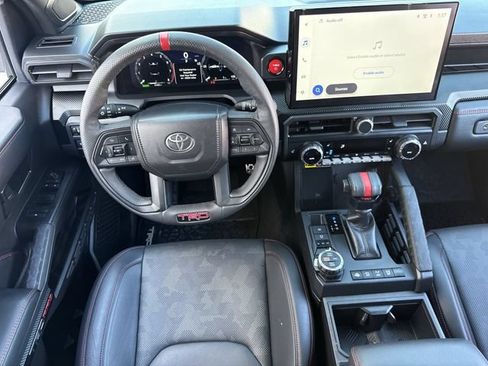 Used 2025 Toyota Tacoma TRD Pro AWD/4WD image 11