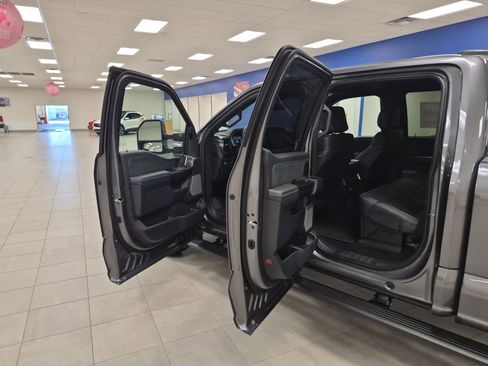 New 2025 Ford F150 Platinum image 19