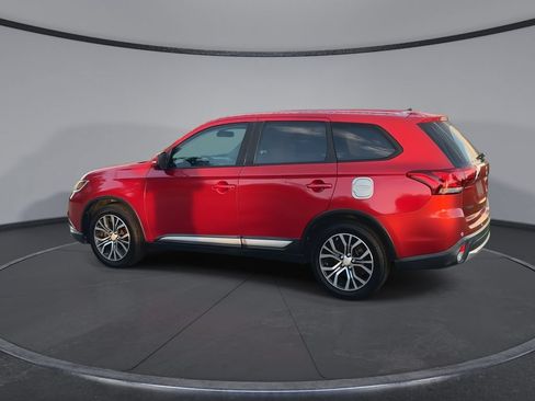 Used 2016 Mitsubishi Outlander SE FWD image 6