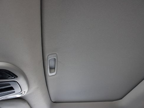 Used 2025 Subaru Outback Premium AWD/4WD image 17