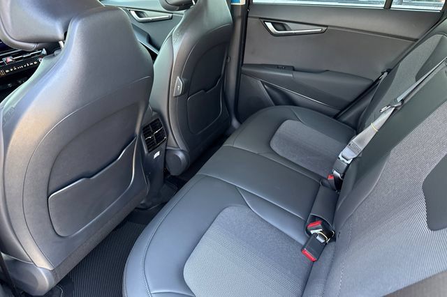 New 2026 Kia Niro Wind FWD image 14