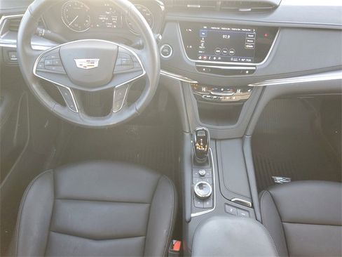 Certified 2023 Cadillac XT5 Luxury w/ LPO, Floor Liner Package image 28