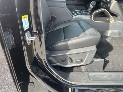 New 2025 Ford Bronco Badlands AWD/4WD image 31