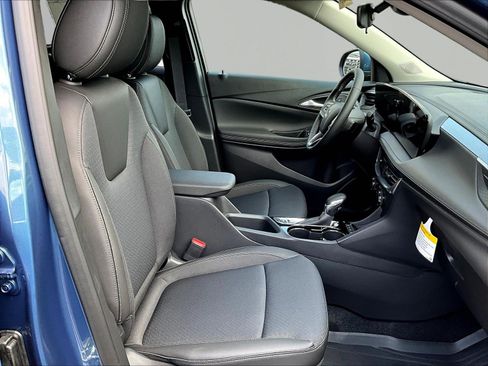 New 2026 Buick Encore GX Preferred w/ Comfort Package AWD/4WD image 18