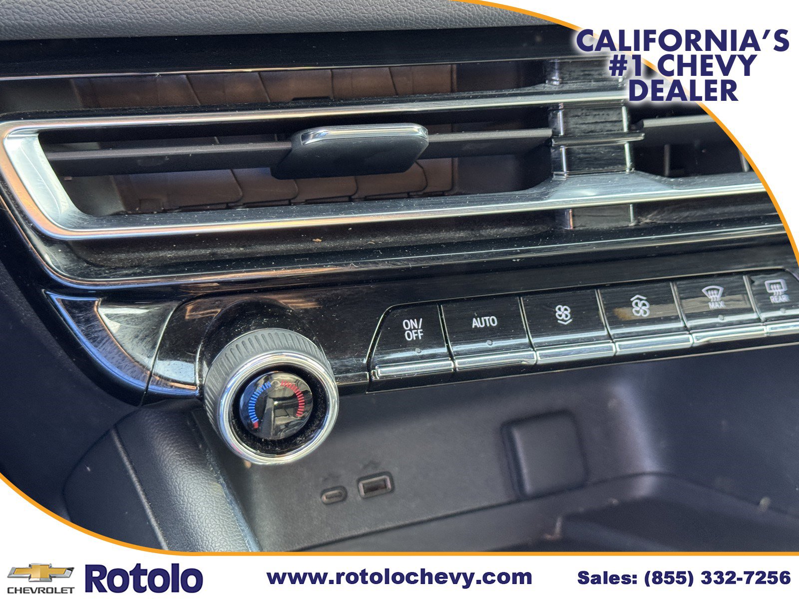Used 2024 Chevrolet Traverse LT FWD image 21