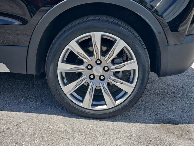 Used 2022 Cadillac XT4 Premium Luxury w/ Enhanced Visibility Package FWD image 31