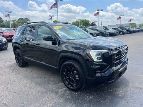 Used 2026 GMC Terrain Elevation w/ Elevation Premium Package AWD/4WD image 3