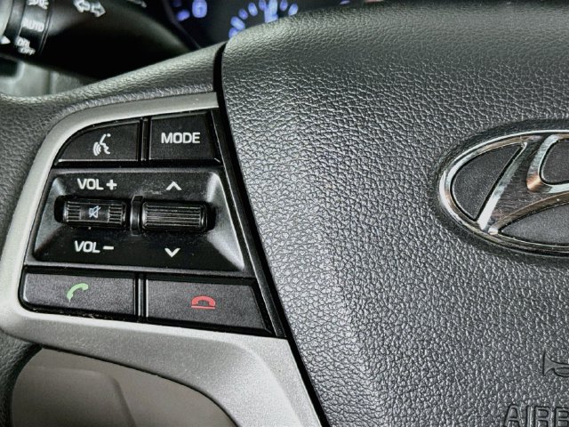 Used 2018 Hyundai Elantra SEL FWD image 11