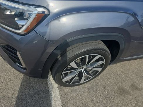 Used 2024 Volkswagen Atlas Cross Sport SEL Premium R-Line AWD/4WD image 3