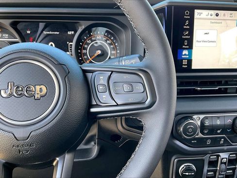 New 2026 Jeep Gladiator Mojave AWD/4WD image 28