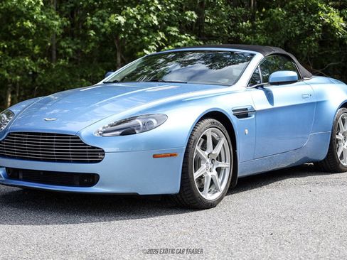 Used 2007 Aston Martin V8 Vantage Roadster RWD image 16