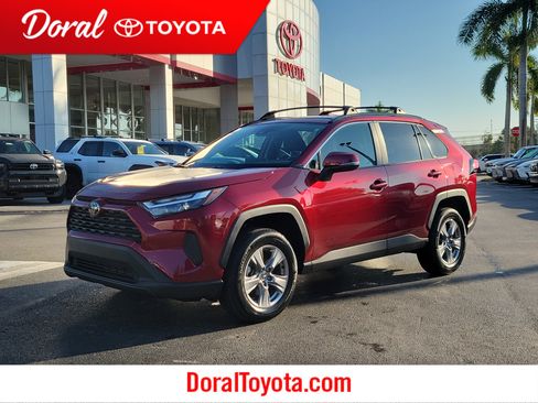 Used 2023 Toyota RAV4 XLE image 1