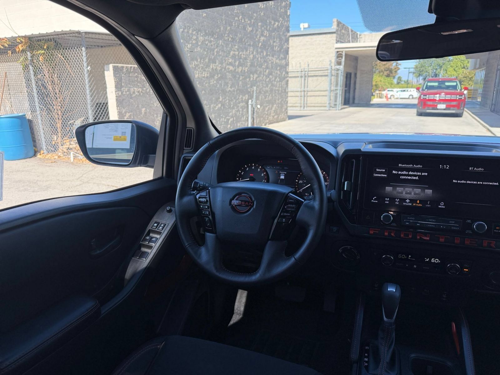 Used 2026 Nissan Frontier PRO-4X AWD/4WD image 33