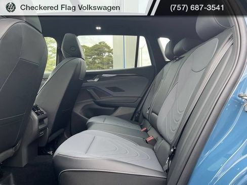 New 2026 Volkswagen Tiguan SE R-Line FWD image 26