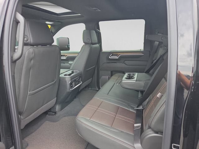 New 2026 Chevrolet Silverado 2500 High Country w/ High Country Premium Package AWD/4WD image 9