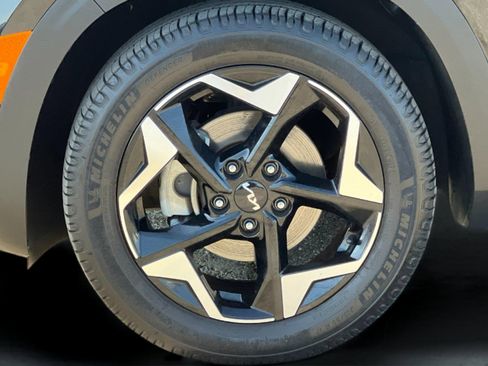 Used 2024 Kia Seltos EX image 26