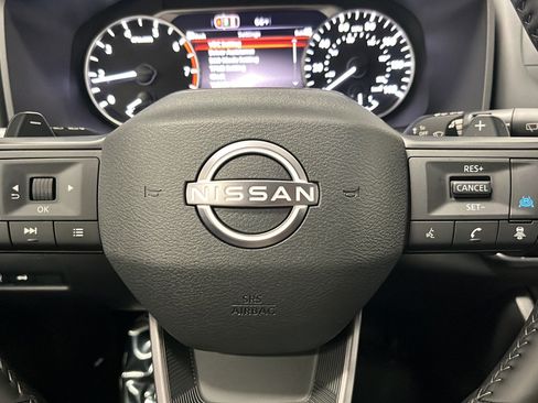 Used 2026 Nissan Rogue SV w/ Cold Weather Package AWD/4WD image 16