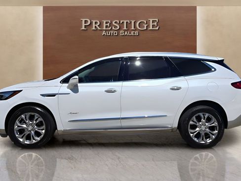 Used 2019 Buick Enclave Avenir w/ Avenir Technology Package AWD/4WD image 31