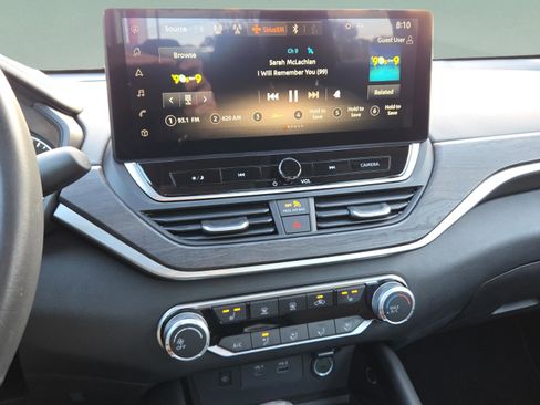 Certified 2024 Nissan Altima 2.5 SV w/ SV Premium Package image 23