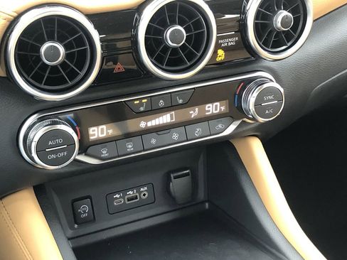 New 2025 Nissan Sentra SV w/ SV Premium Package image 29