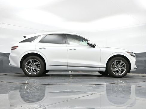 Used 2025 Genesis GV70 2.5T AWD/4WD image 44