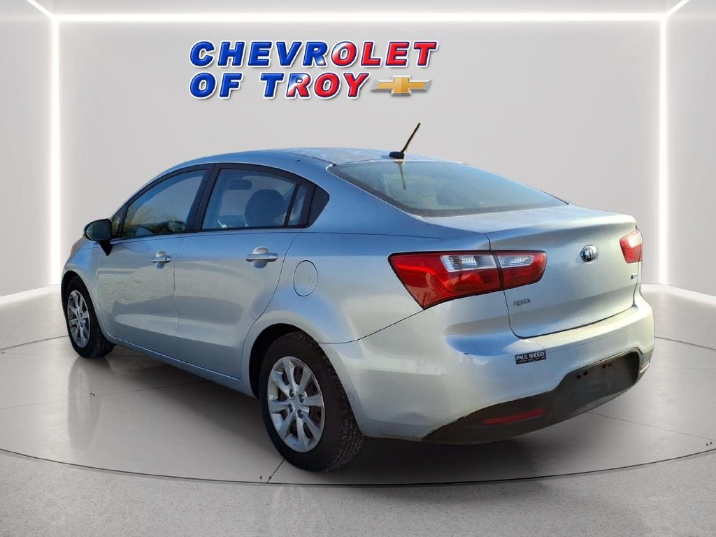Used 2015 Kia Rio LX w/ Power Package FWD image 5